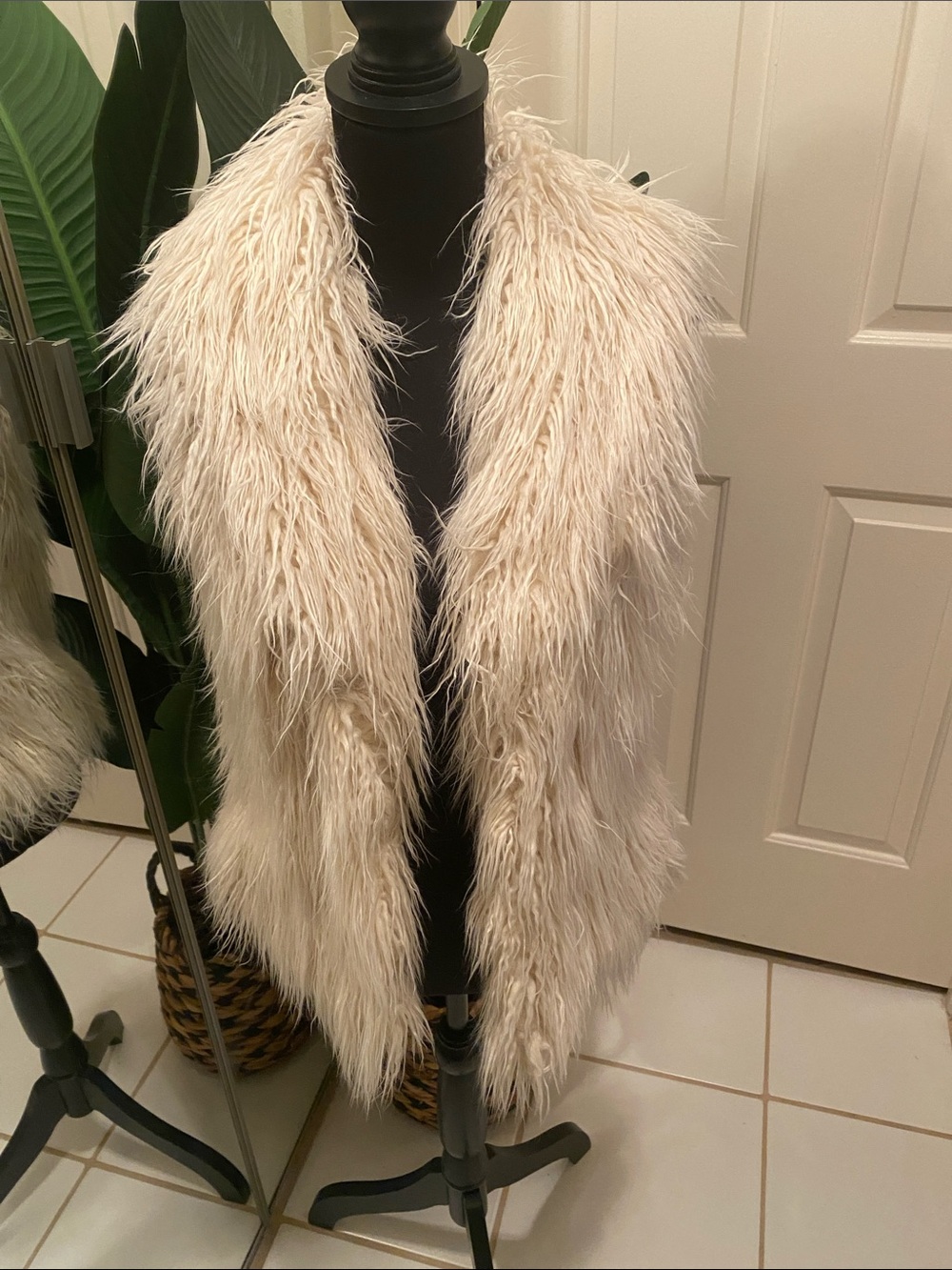 INC International Concepts Cream Faux Fur Teddy Jacket